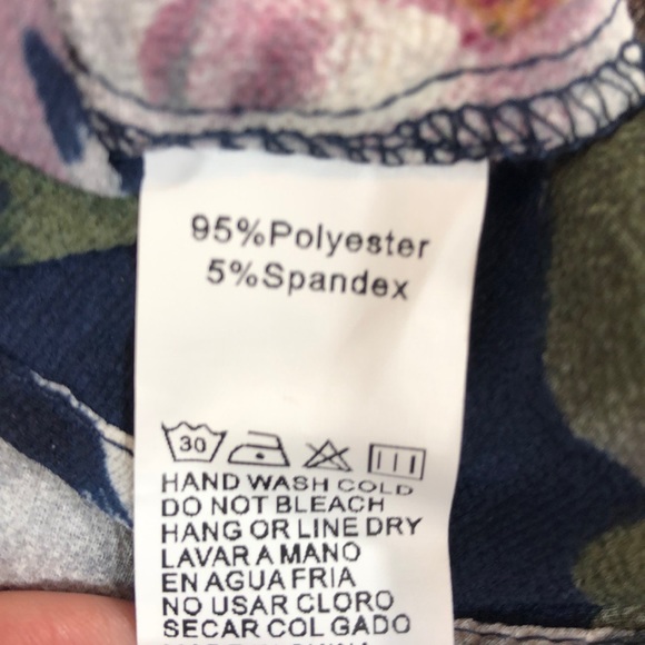 🆕 Threadzwear Off Shoulder Top. - Picture 7 of 7